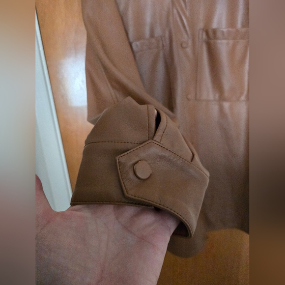Maison Cinqcent 2X Tan Pleather shacket with pockets and fleece lining - Picture 2 of 9
